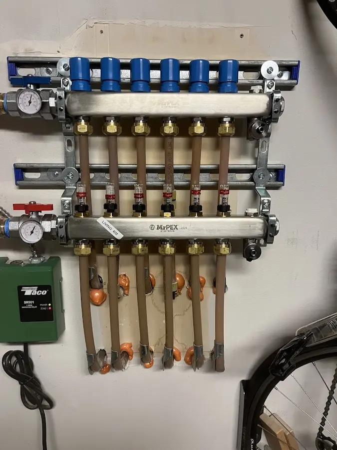 Plumber performing Leak Detection at a residential property in Holtville